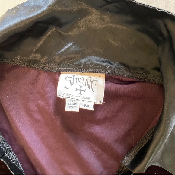 Shrine of Hollywood Plum Velvet Goth Vamp Shirt with Bell Sleeves - Picture 2 of 4